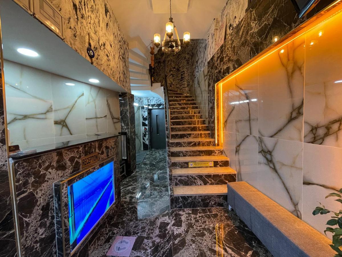 Ersoy Ege Apart Otel Antália Exterior foto