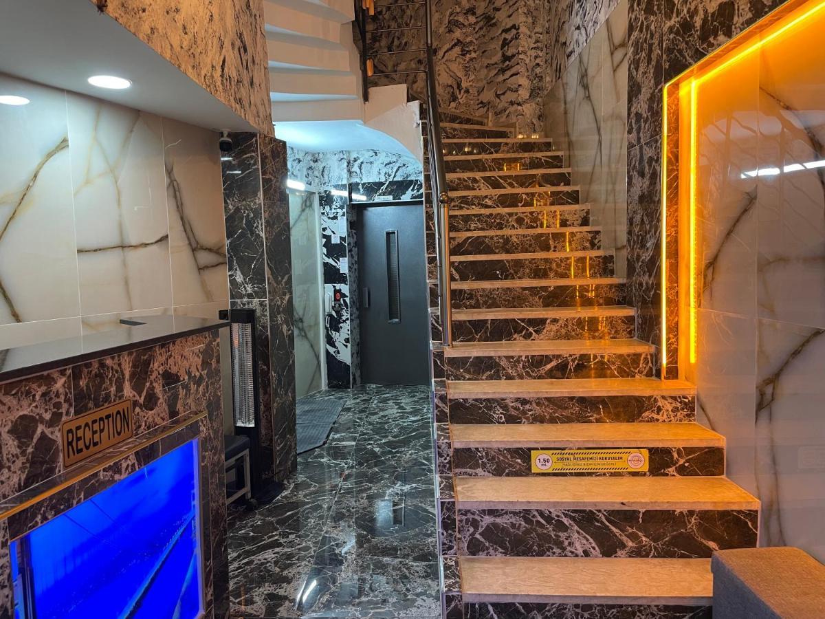 Ersoy Ege Apart Otel Antália Exterior foto